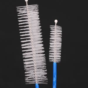 使い捨て内視鏡クリーニングブラシ